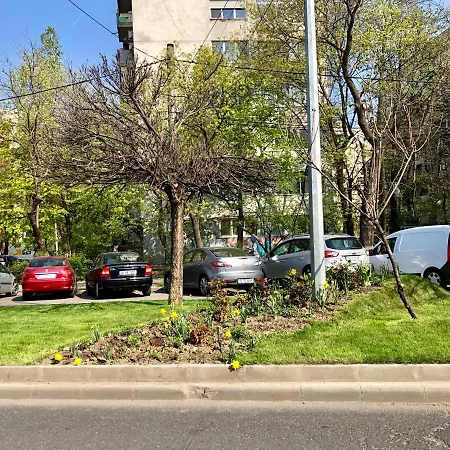 Cozy And Clean Apartment, Near National Arena Bucharest Exterior photo