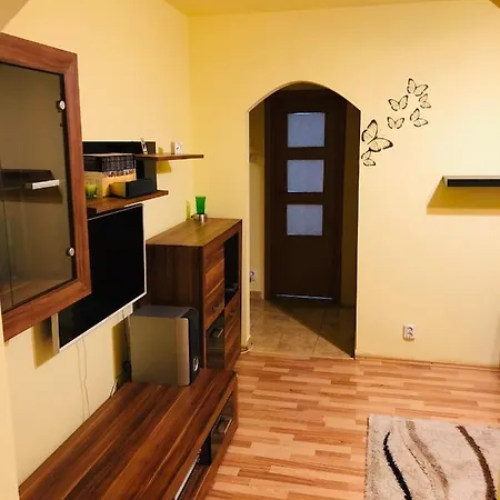 Cozy And Clean Apartment, Near National Arena Bucharest Exterior photo